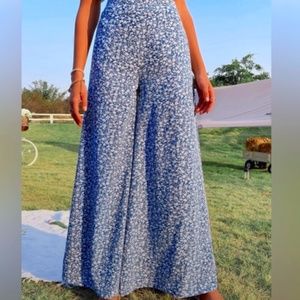 Ditsy Floral Wide Leg Pants